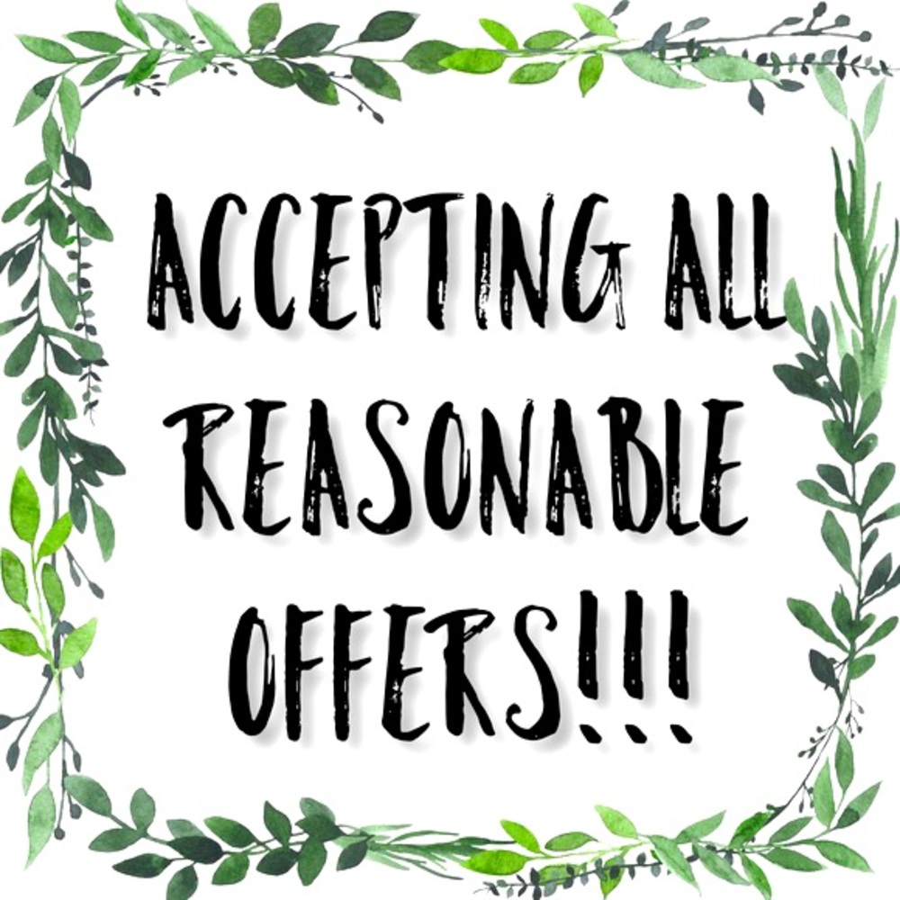‼️BUNDLE & MAKE ANY OFFER‼️